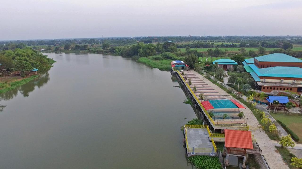 Menam Resort Nakhon Pathom Dış mekan fotoğraf