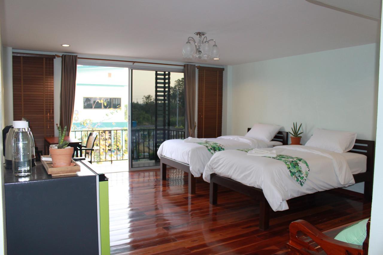 Menam Resort Nakhon Pathom Dış mekan fotoğraf